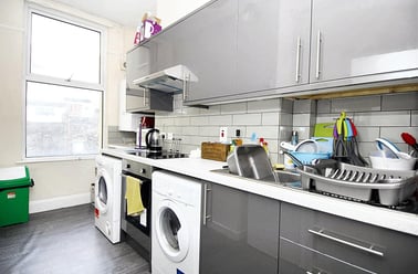 Beaumont Road, Flat 2, St Judes, Plymouth - Image 3